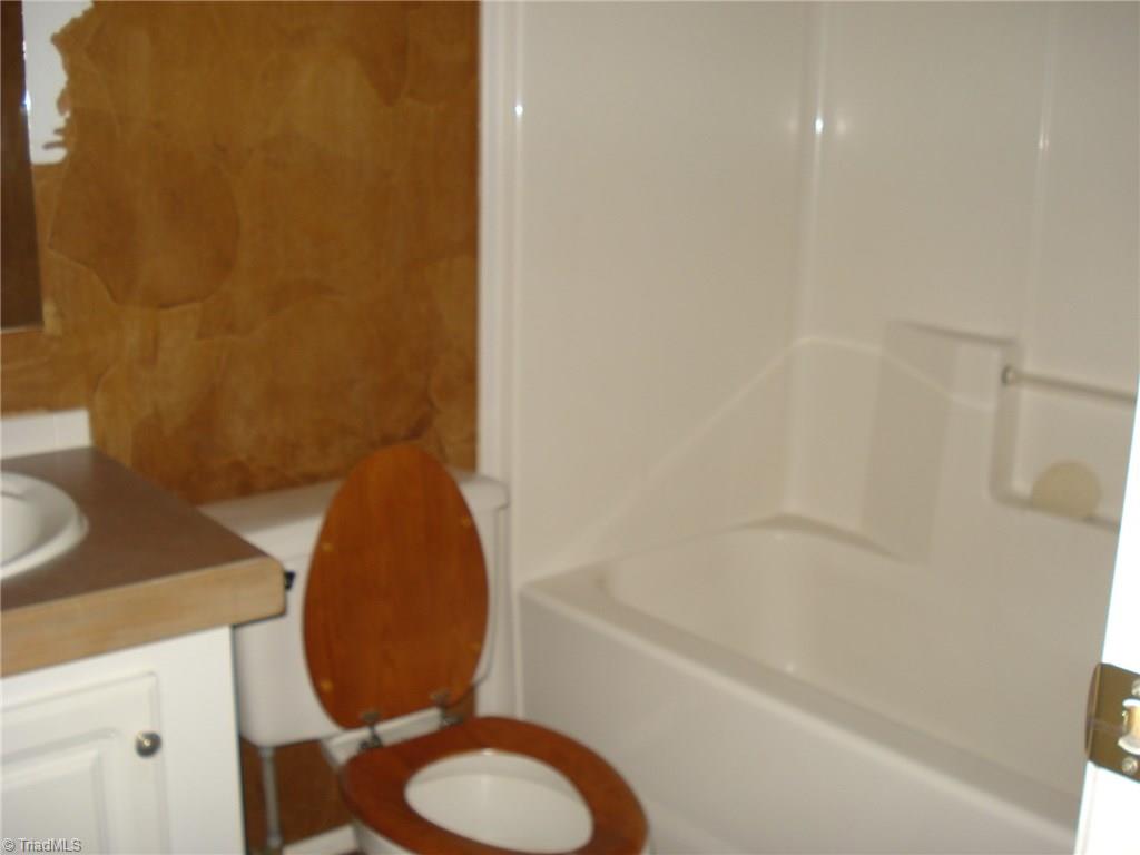 250 George Surratt Road Lexington, NC 27295 - Photo 16 of 28 Gallery Image 16