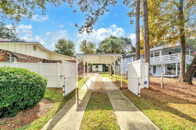 $549,000 | 504 Kelly Street, Destin, FL 32541