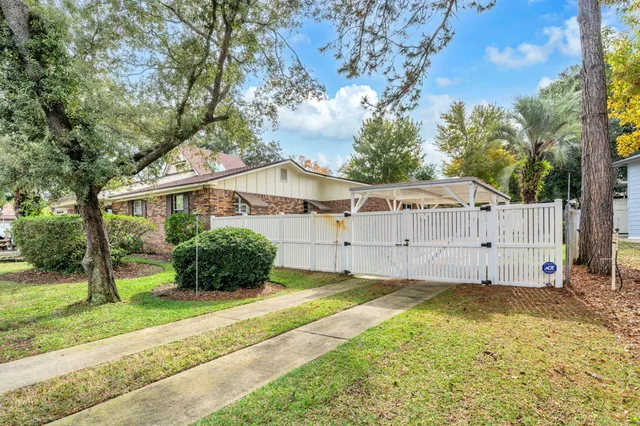 $549,000 | 504 Kelly Street, Destin, FL 32541