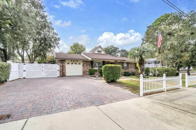 $549,000 | 504 Kelly Street, Destin, FL 32541