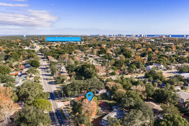 $549,000 | 504 Kelly Street, Destin, FL 32541