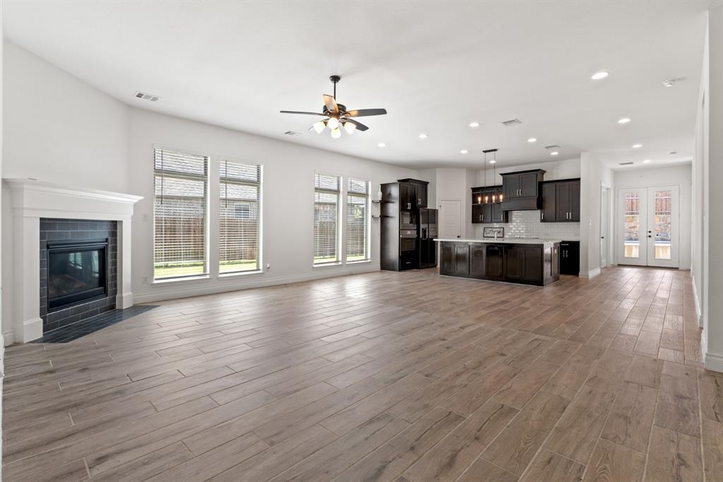960 Knoxbridge Road Forney, TX 75126 - Photo 2 of 22
