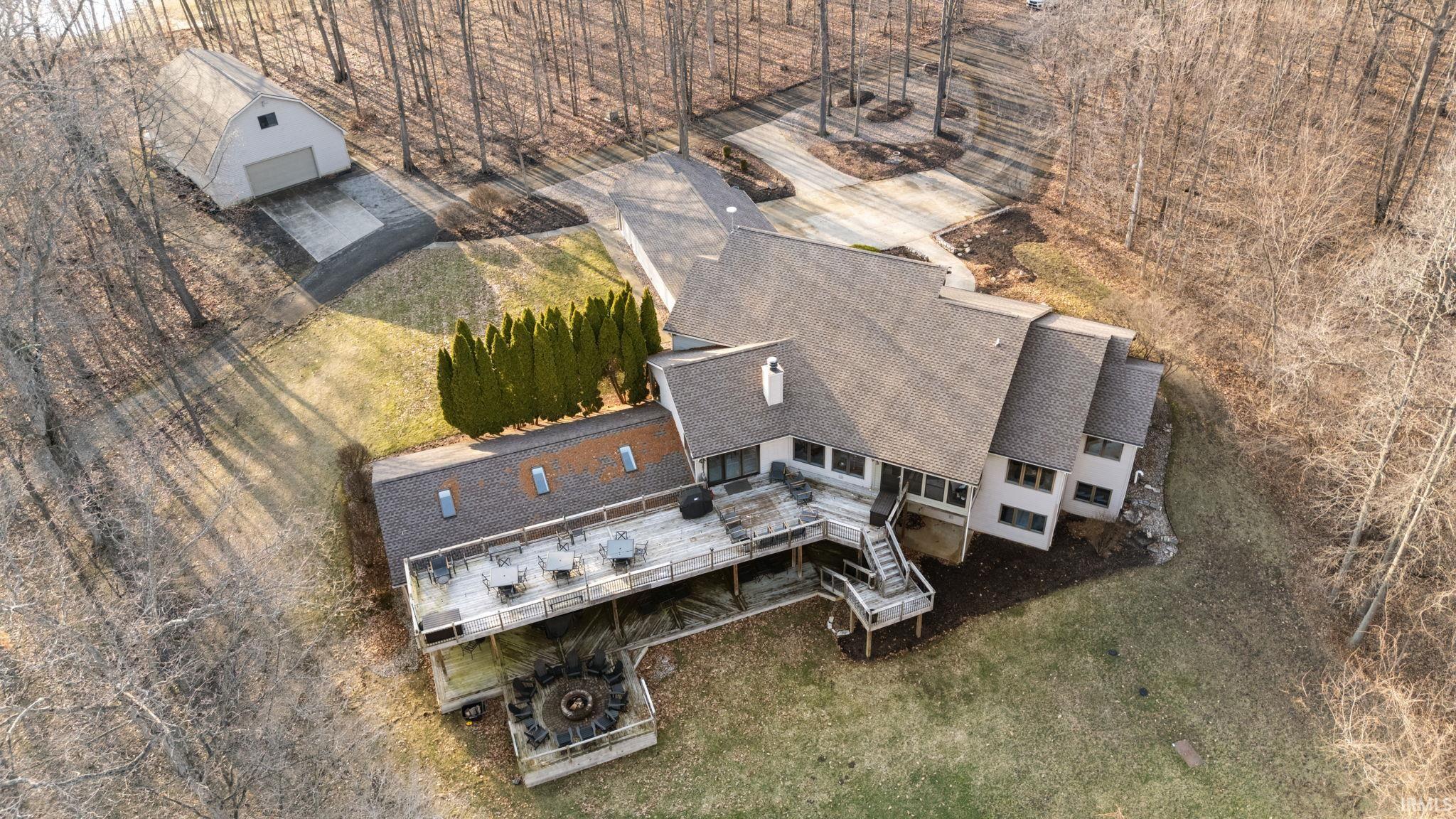 14731 Coldwater Road Fort Wayne, IN 46845 - Photo 4 of 36