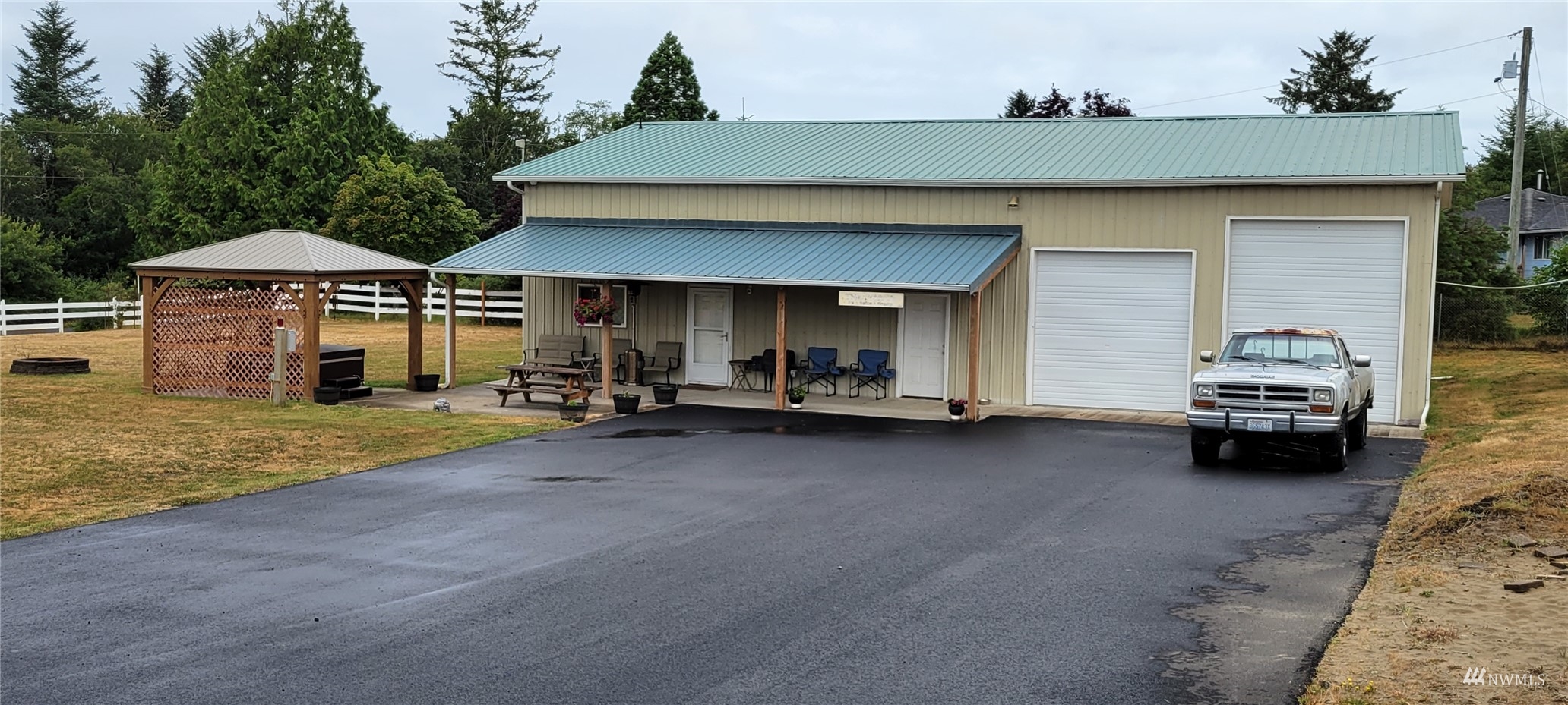 34612 Stackpole Road Oysterville, WA 98641 - Photo 1 of 19 Gallery Image 1