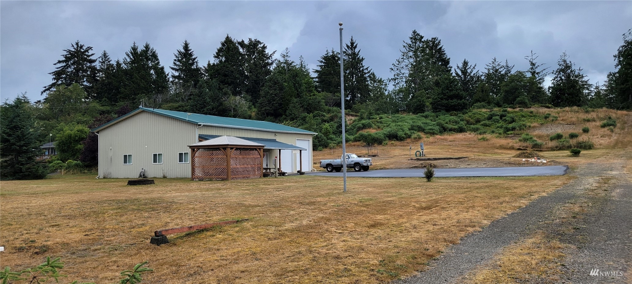 34612 Stackpole Road Oysterville, WA 98641 - Photo 2 of 19 Gallery Image 2