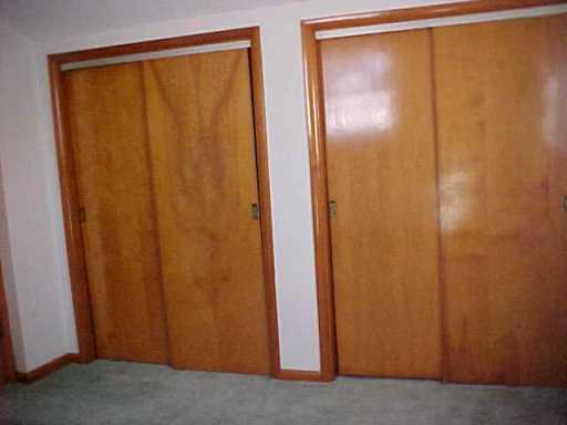 913 Harmony Road Baden, PA 15005 - Photo 7 of 8
