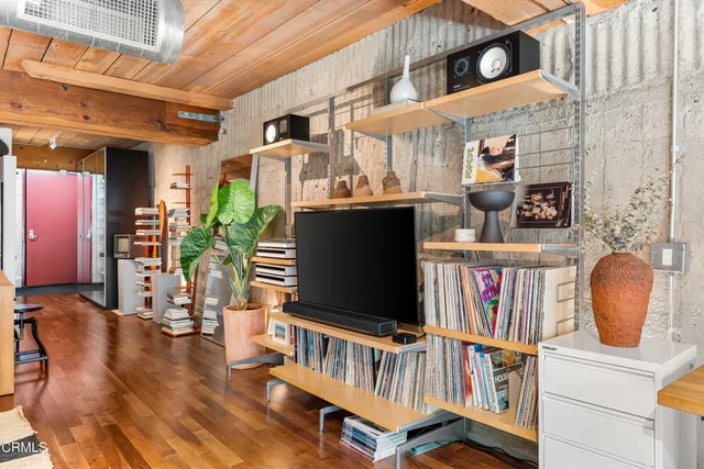 $699,000 | 530 South Hewitt Street, Unit 244, Los Angeles, CA 90013