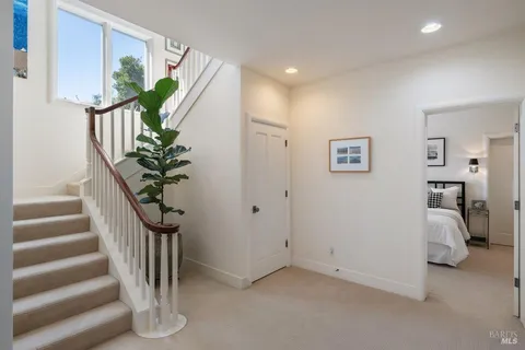 $4,795,000 | 2 Round Hill Terrace, Tiburon, CA 94920