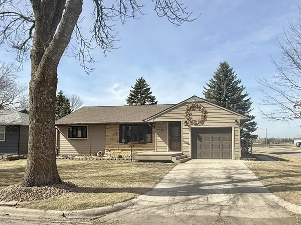 $249,900 | 127 4th Street Northwest, Clara City, MN 56222