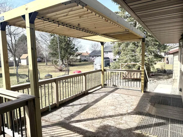 $249,900 | 127 4th Street Northwest, Clara City, MN 56222