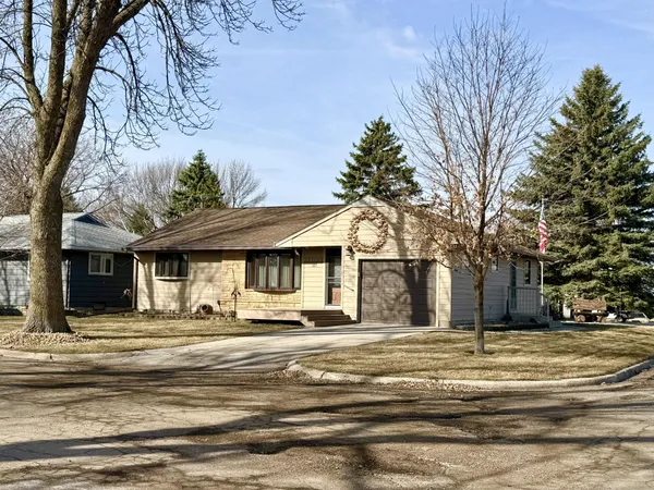 $249,900 | 127 4th Street Northwest, Clara City, MN 56222