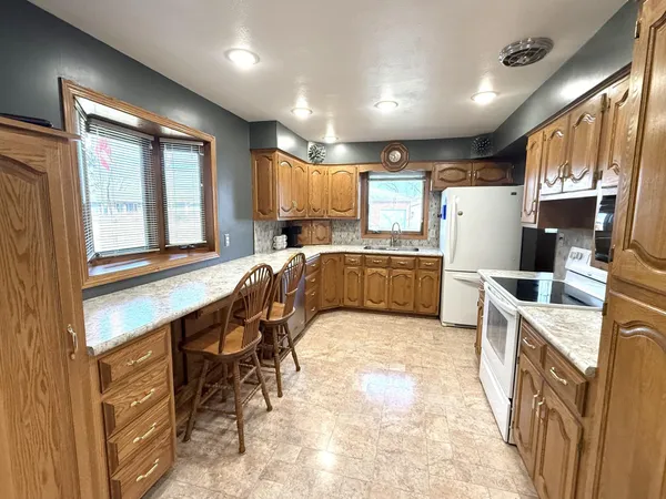 $249,900 | 127 4th Street Northwest, Clara City, MN 56222