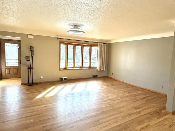 $249,900 | 127 4th Street Northwest, Clara City, MN 56222