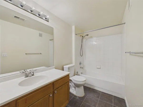 $1,850 | 9961 East Idaho Circle, Unit 101, Aurora, CO 80247