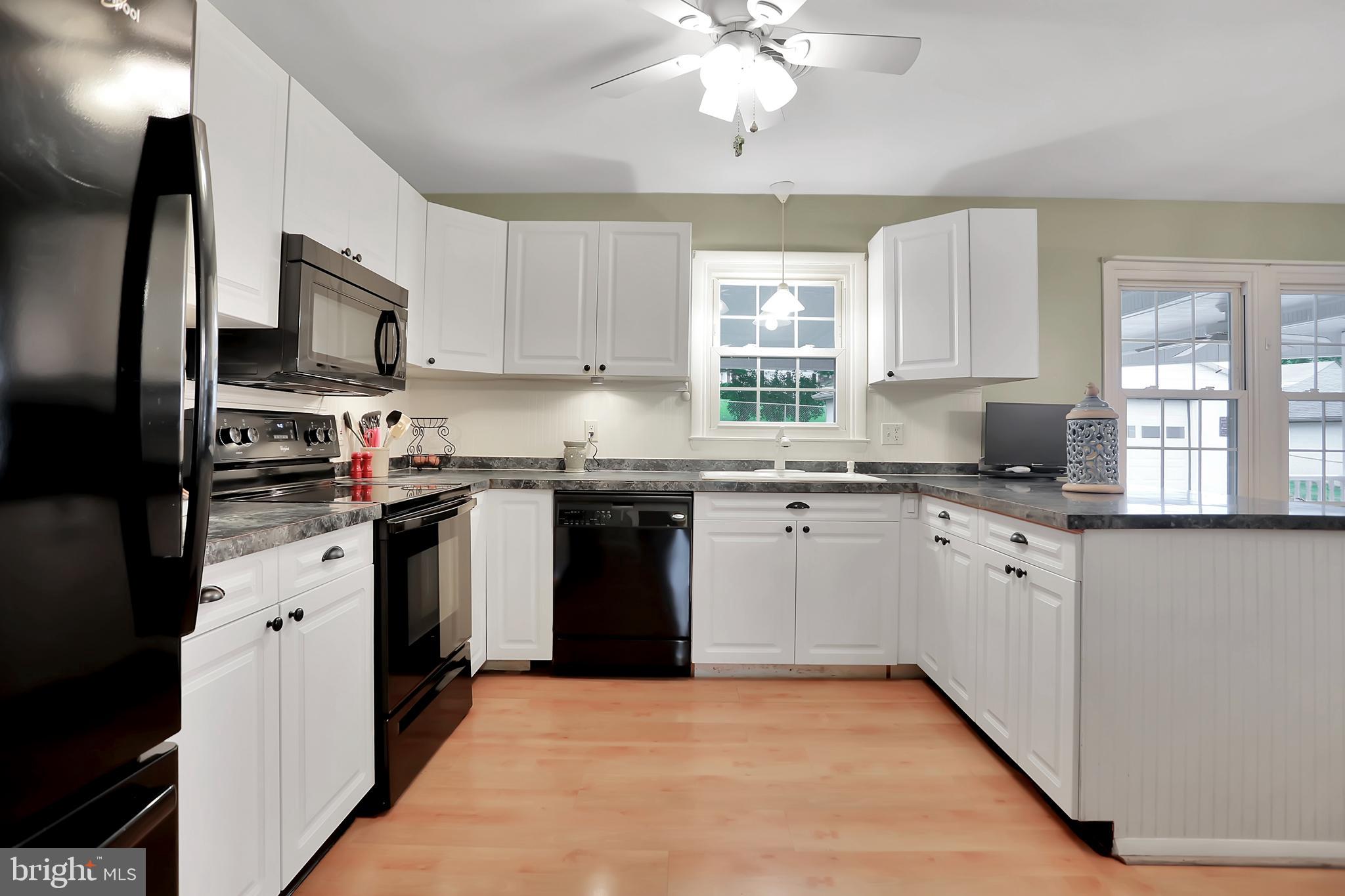 3008 Michael Road Mount Airy, MD 21771 - Photo 13 of 52 Kitchen