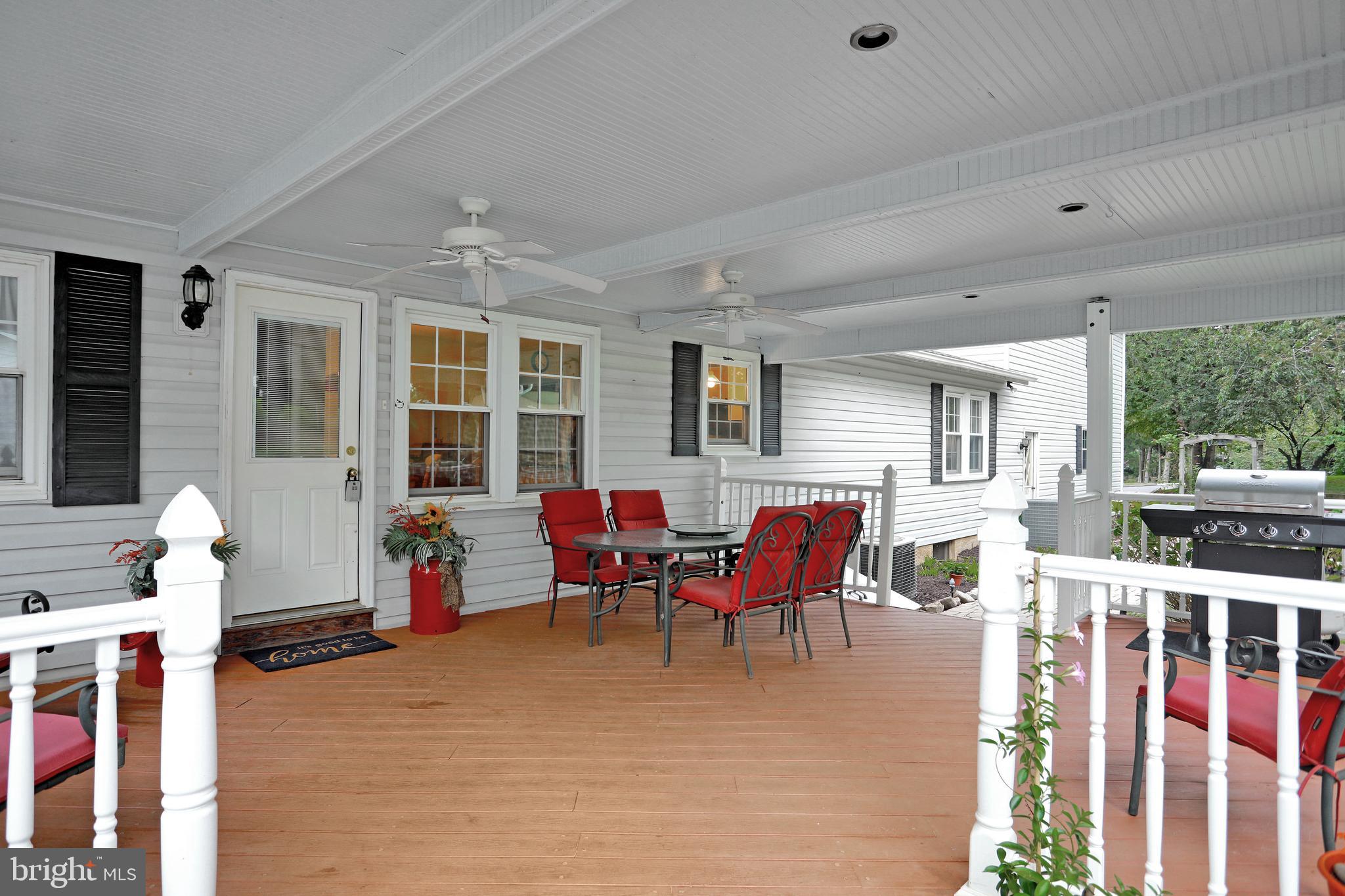 3008 Michael Road Mount Airy, MD 21771 - Photo 17 of 52 Covered Deck