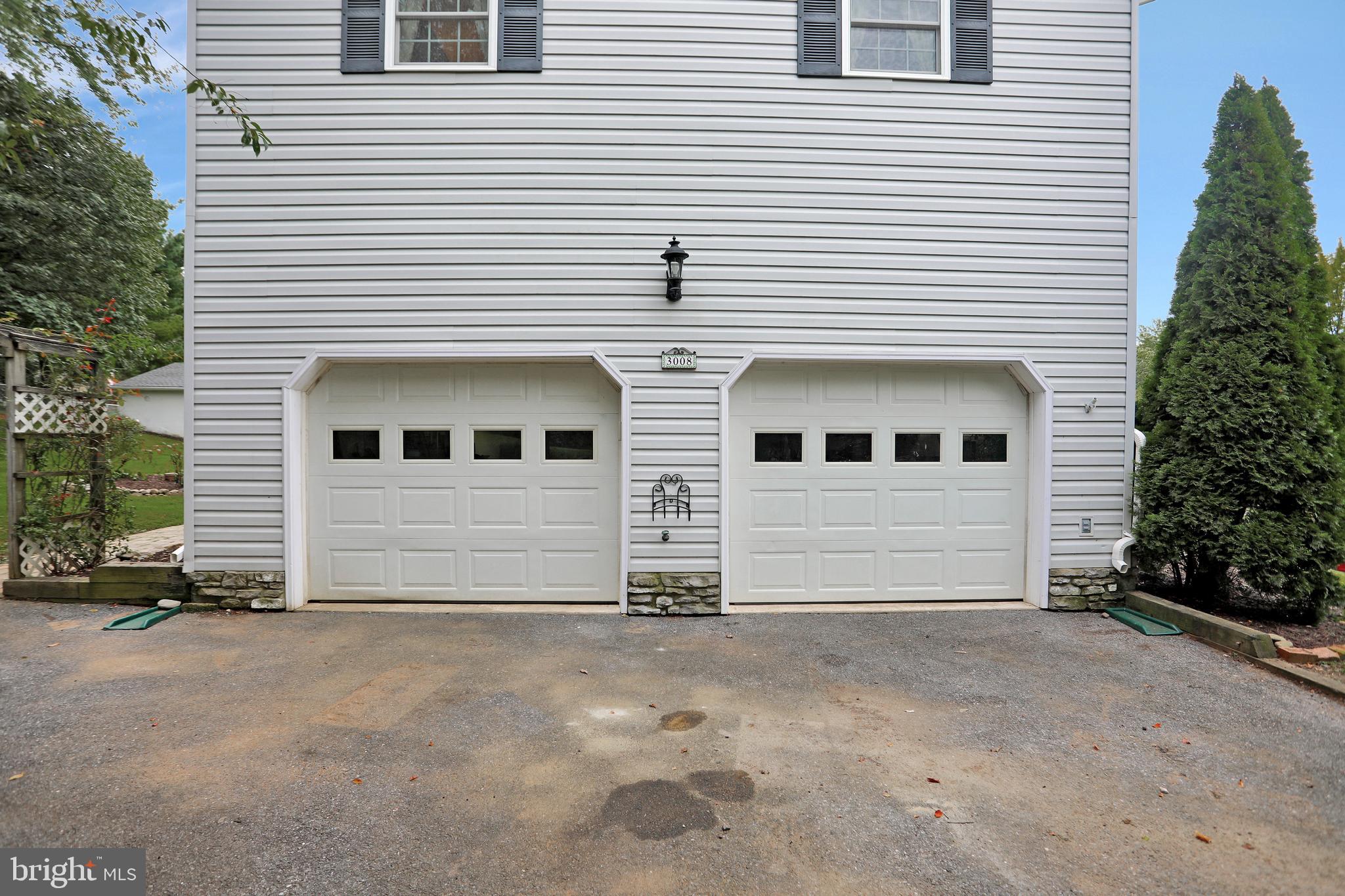 3008 Michael Road Mount Airy, MD 21771 - Photo 47 of 52 Attached Garage