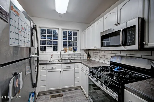 $279,650 | 836 Brookwood Road, Jackson, MS 39206