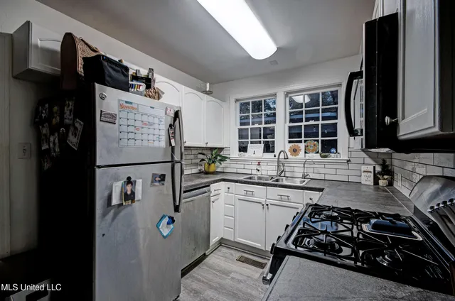 $279,900 | 836 Brookwood Road, Jackson, MS 39206