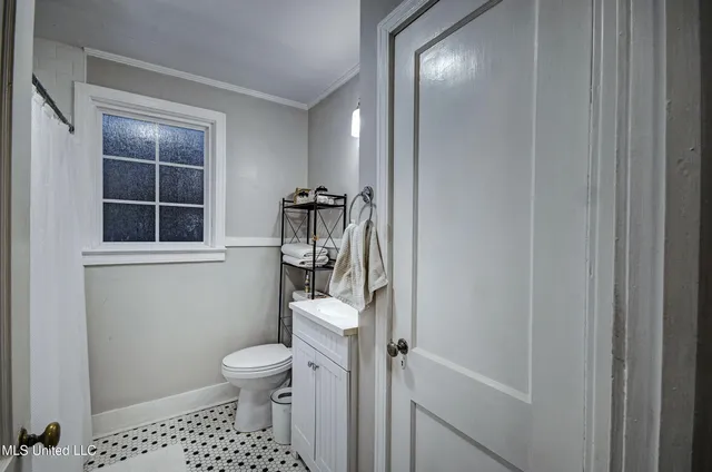 $279,900 | 836 Brookwood Road, Jackson, MS 39206