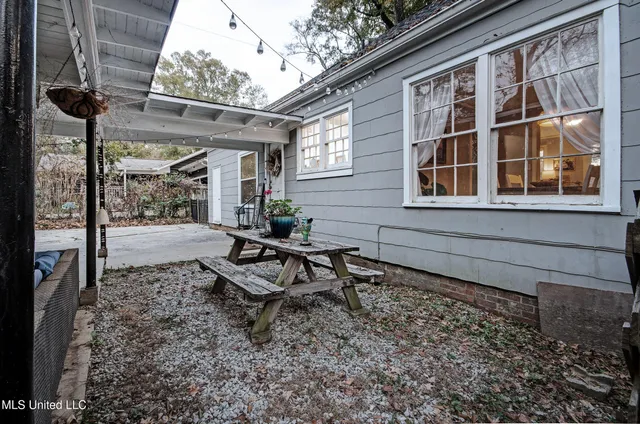 $279,900 | 836 Brookwood Road, Jackson, MS 39206