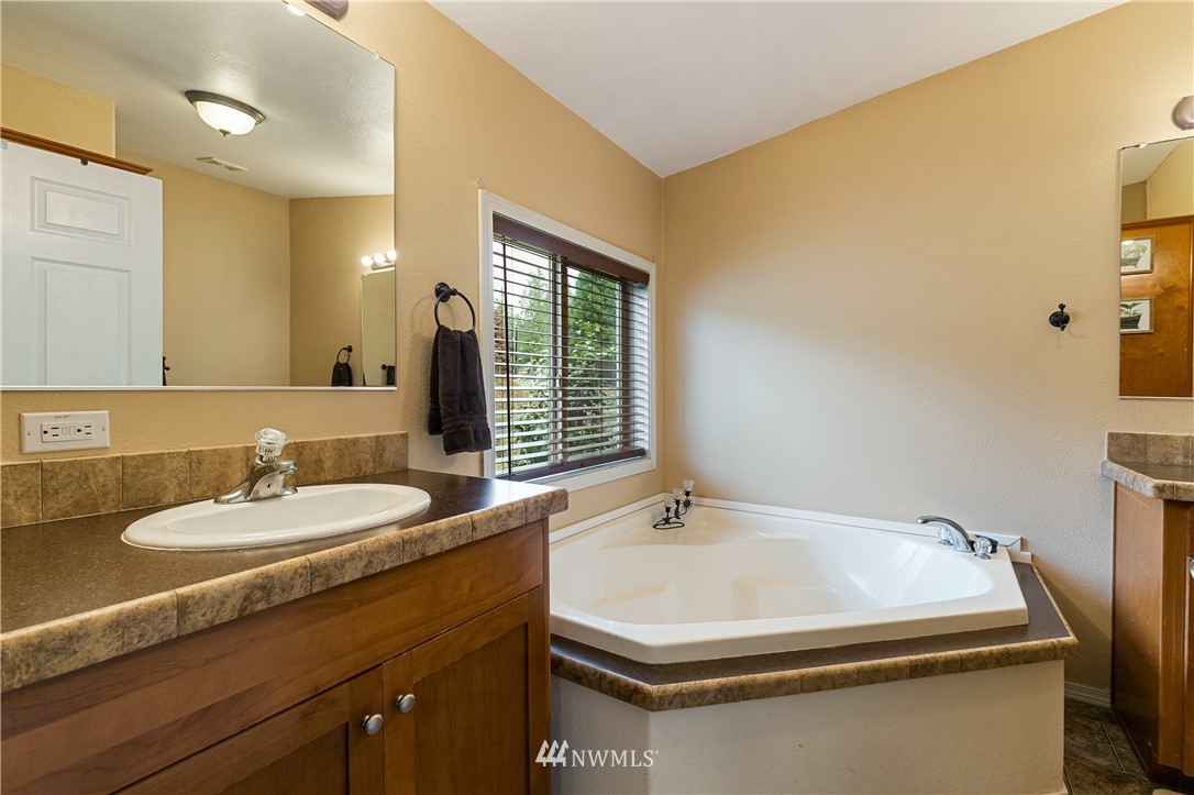 4263 Masterson Road Blaine, WA 98230 - Photo 26 of 40