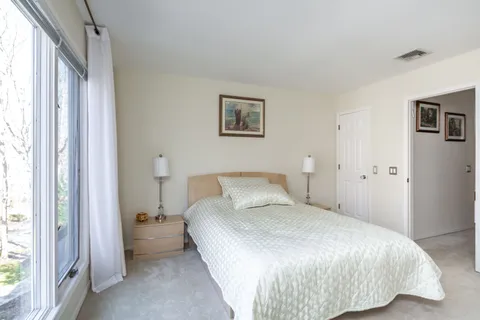 2784 Deerfield Road, Sag Harbor, NY 11963