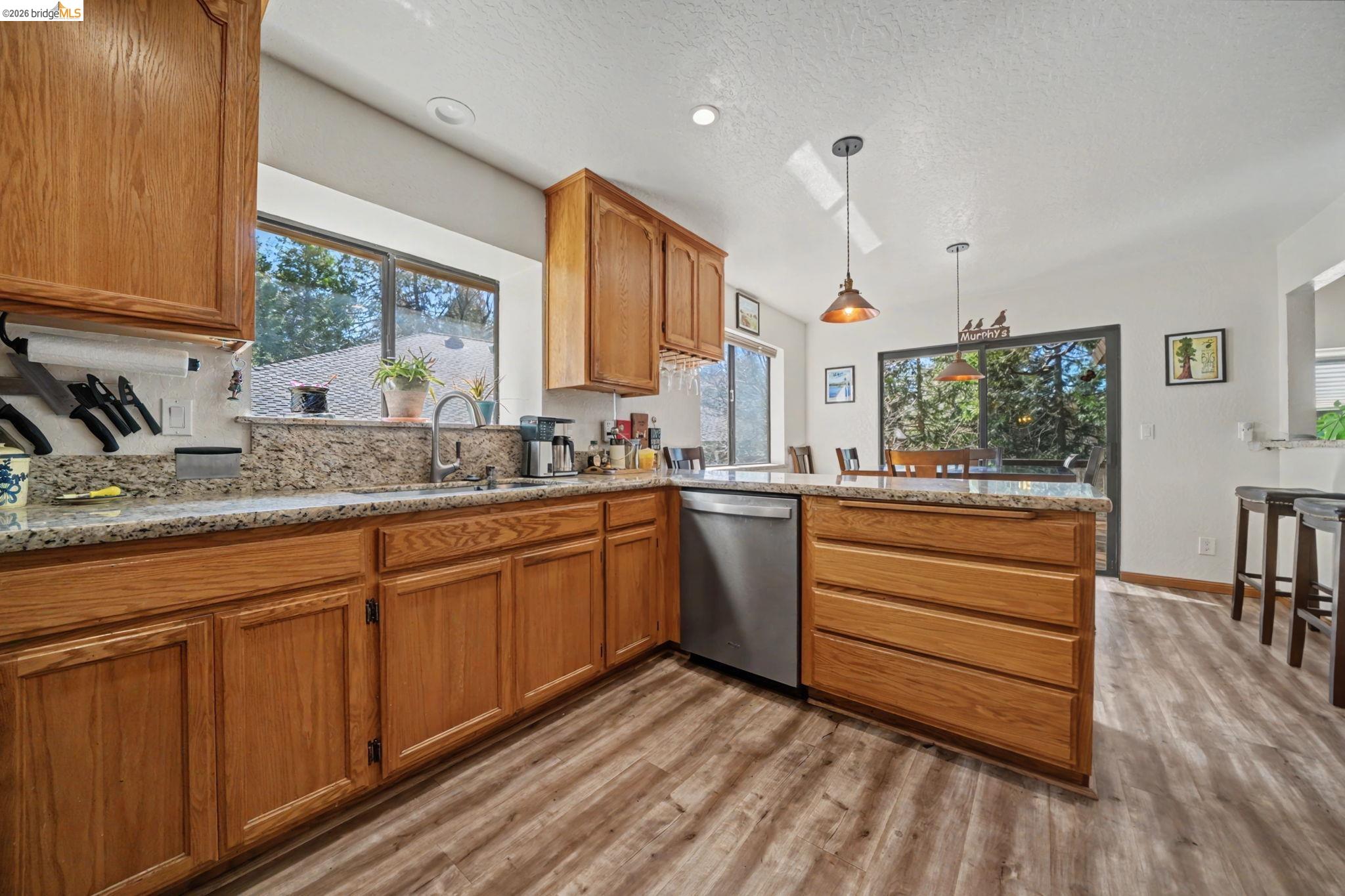 1554 Vine Maple Drive Murphys, CA 95247 - Photo 16 of 54