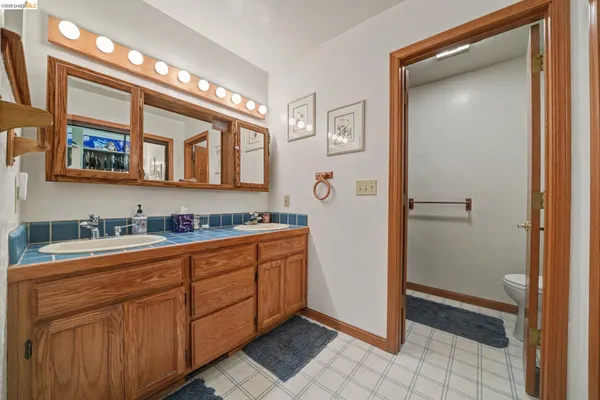 $529,900 | 1554 Vine Maple Drive, Murphys, CA 95247