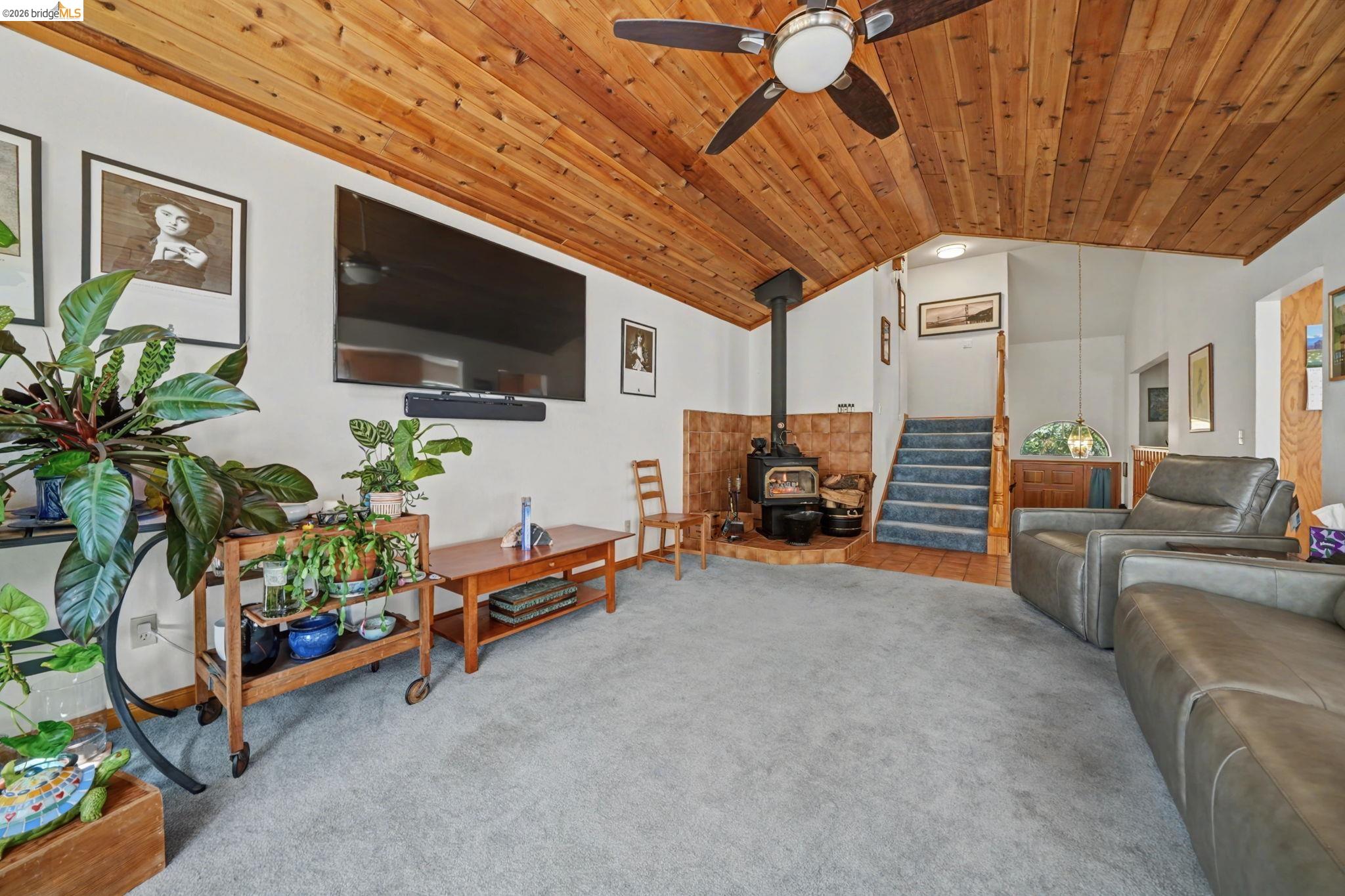 1554 Vine Maple Drive Murphys, CA 95247 - Photo 8 of 54