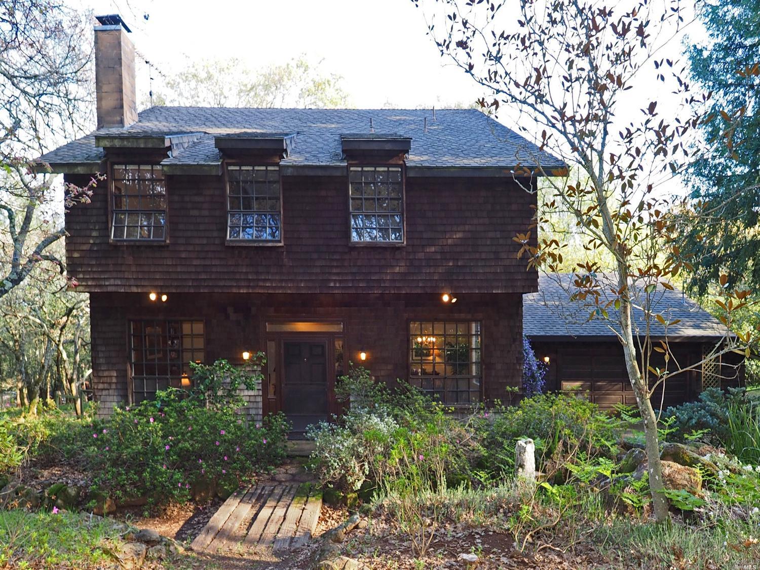2811 Bardy Road Santa Rosa, CA 95404 - Photo 1 of 1 a front view of a house with plants and garden