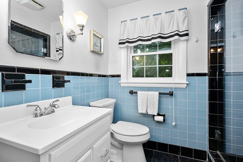 115 Walnut Street Dedham, MA 02026 - Photo 20 of 39