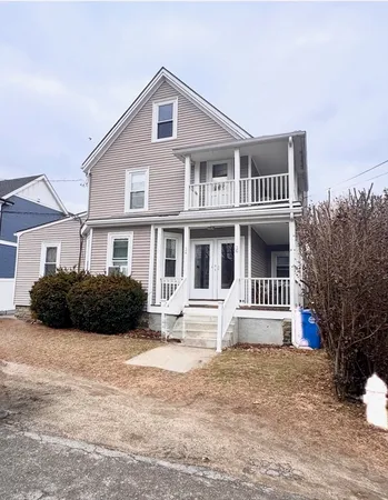 $2,800 | 36 Hollace Street, Unit 1, Waltham, MA 02453