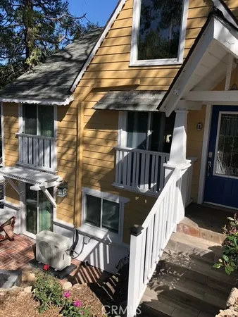 $1,395,000 | 23663 Lake Drive, Crestline, CA 92325