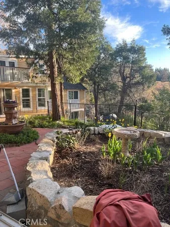 $1,395,000 | 23663 Lake Drive, Crestline, CA 92325