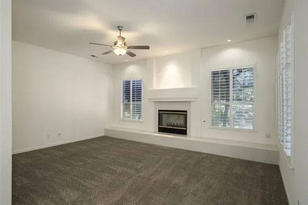 $639,000 | 512 West Fallbrook Avenue, Clovis, CA 93611