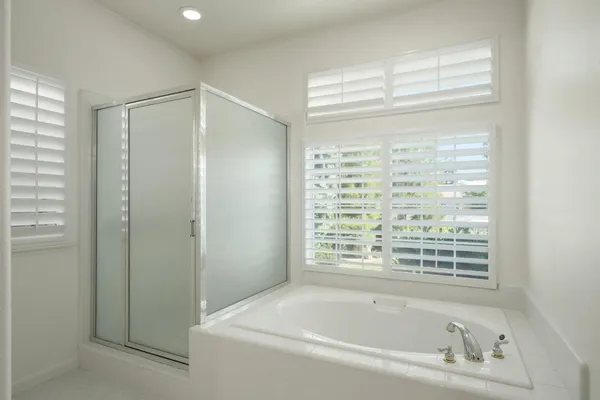$639,000 | 512 West Fallbrook Avenue, Clovis, CA 93611