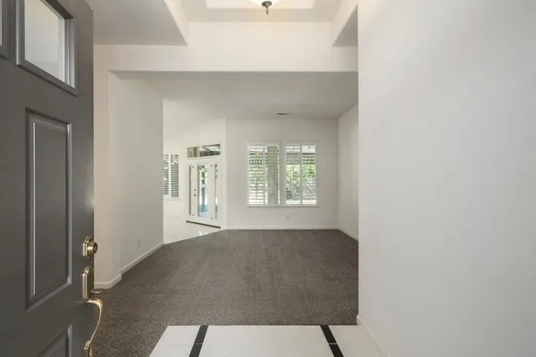 $639,000 | 512 West Fallbrook Avenue, Clovis, CA 93611