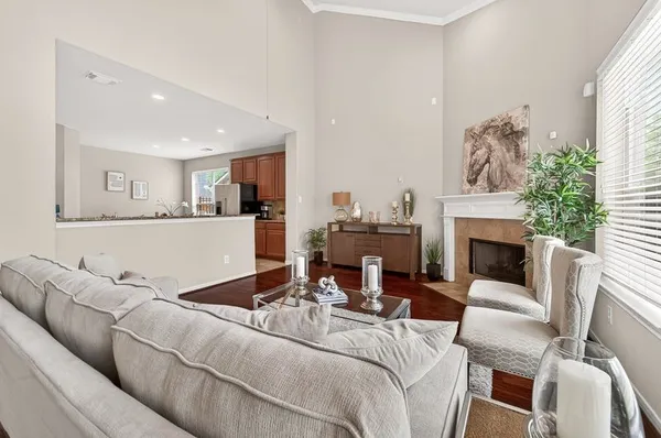 $3,250 | 111 South Rocky Point Circle, Spring, TX 77389