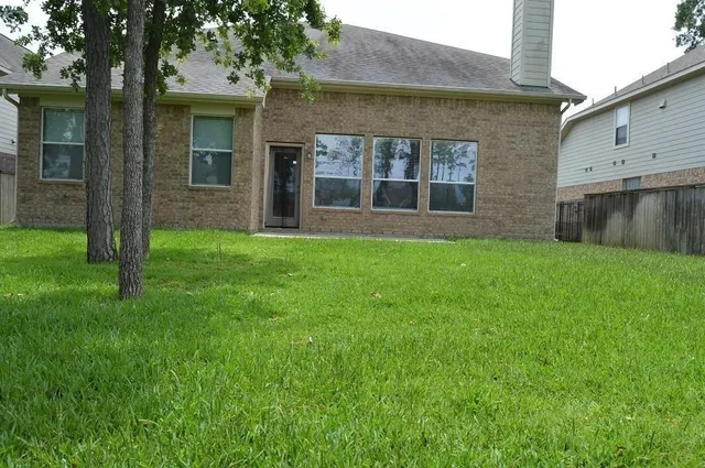 $3,250 | 111 South Rocky Point Circle, Spring, TX 77389