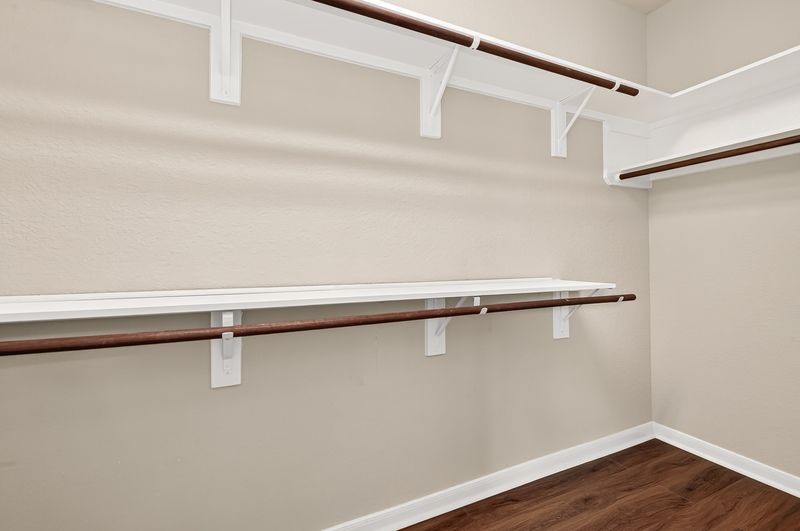 111 South Rocky Point Circle Spring, TX 77389 - Photo 25 of 41 A generous walk-in closet.
