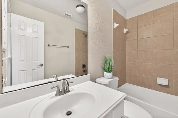 $3,250 | 111 South Rocky Point Circle, Spring, TX 77389