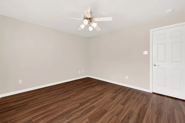 $3,250 | 111 South Rocky Point Circle, Spring, TX 77389