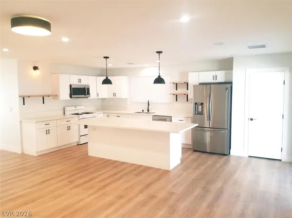 $2,445 | 410 Hopedale Avenue, North Las Vegas, NV 89032