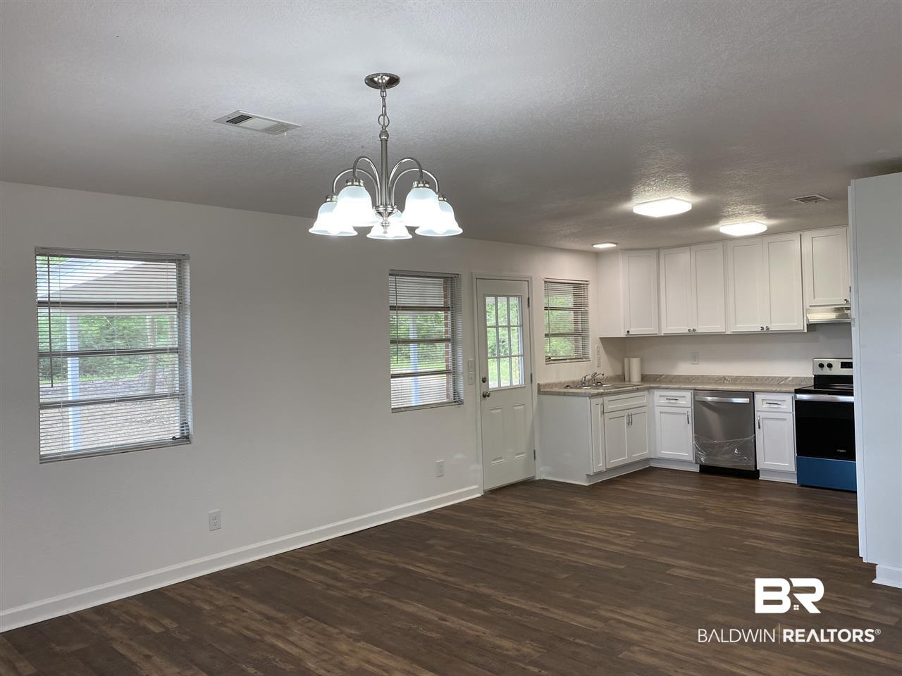 7101 North Pine Barren Road Century, FL 32535 - Photo 5 of 37