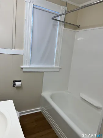 $1,750 | 17 Park Place, Unit 2, Naugatuck, CT 06770