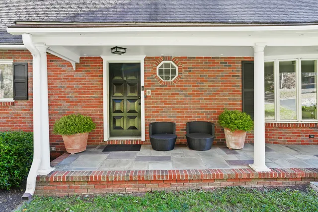 $895,000 | 244 Strobel Road, Trumbull, CT 06611