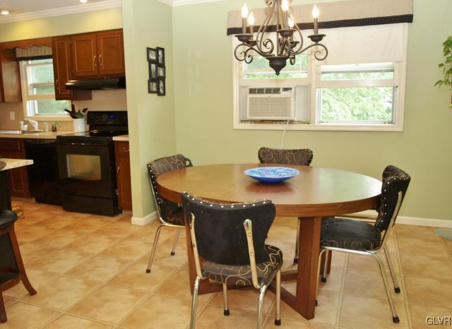 3645 Nijaro Road Bethlehem, PA 18020 - Photo 5 of 22 Gallery Image 5