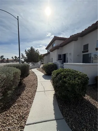 $1,808 | 1020 Allure Drive, Las Vegas, NV 89128