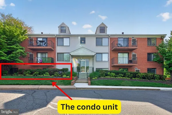 $250,000 | 125 Clubhouse Drive Southwest, Unit 1, Leesburg, VA 20175